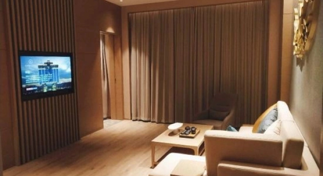 Люкс Business Guangzhou Peace Hotel