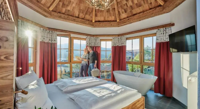 Люкс Deluxe Wellness & Naturhotel Tonihof