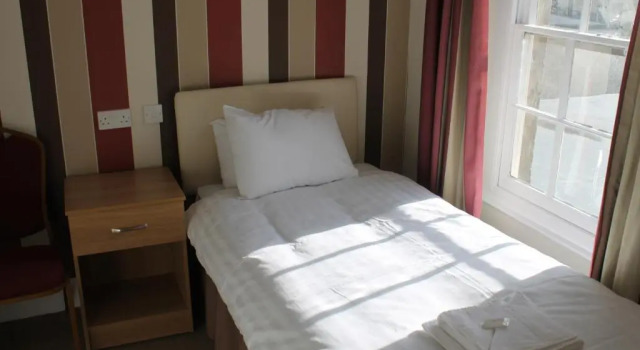 Одноместный номер Standard Baytree Hotel