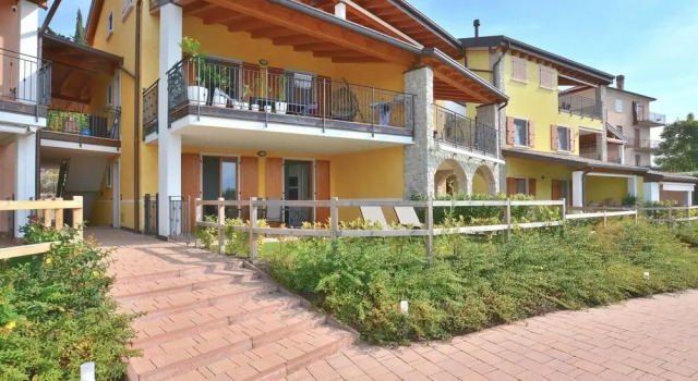 Borgo Montagna in San Zeno di Montagna, Book Hotel San Zeno di Montagna Garda Veneto