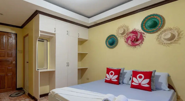 ZEN Rooms LH Bri Lodge Siargao