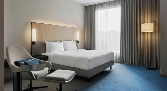 Номер Superior Courtyard by Marriott Freiburg