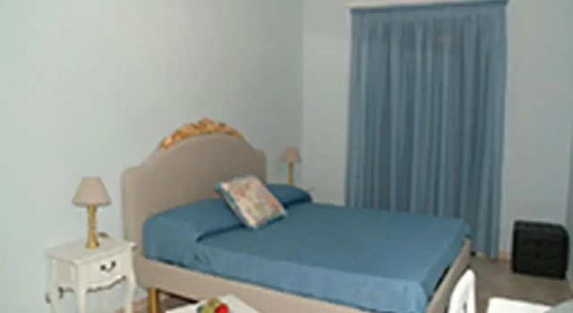 AFFITTACAMERE A TRE MINUTI IN SPIAGGIA Il Veliero, Book Hotel Hotels in Sicily with Parking, Parking