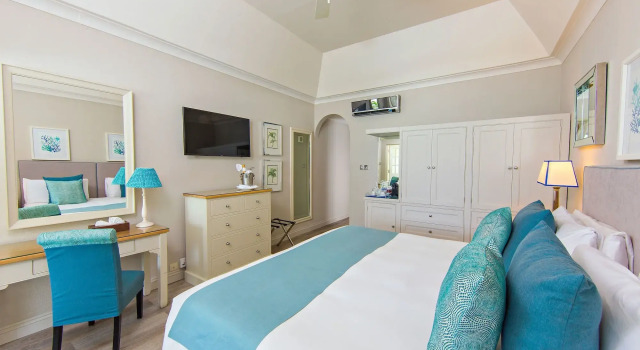 Blue Waters Resort and Spa, Забронировать Курортный отель Отели Сен-Джонс 5 звезд, 5*