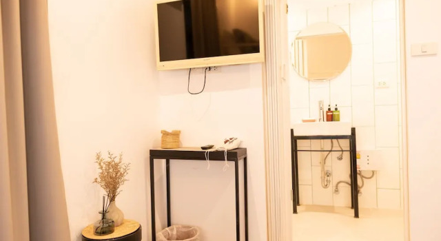 Номер Economy Oon Poshtel x Cafe