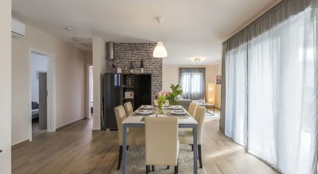 Charming Villa Frontera in Nova Vas With Private Pool for 7 People