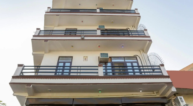 Hotel O Royal, Забронировать Отель Нойда штат Уттар-Прадеш