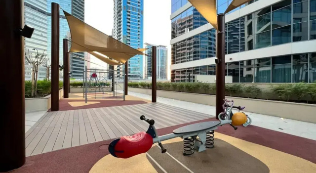 Апартаменты Silkhaus Spacious 1BR in Downtown Pool View