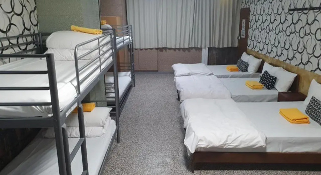 Кровать в общем номере (мужской номер) Shinjuku Sky hostel