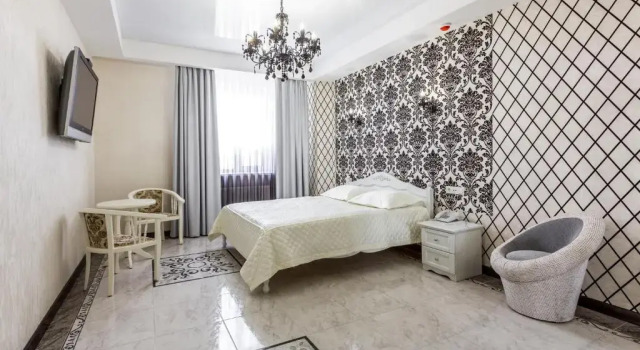 Полулюкс Hotel Premier