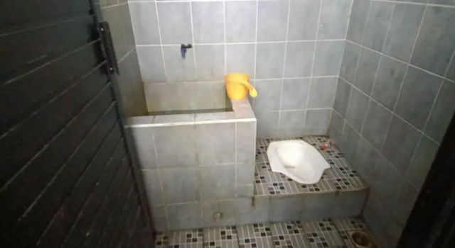 Номер Standard Hotel O Wisma Aluh AmbakNearPantai batu lima Asbullah tmbngn