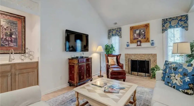 Evian 123 - Two Bedroom Condo, Забронировать Отель Отели Южной Каролины 3 звезды, 3*