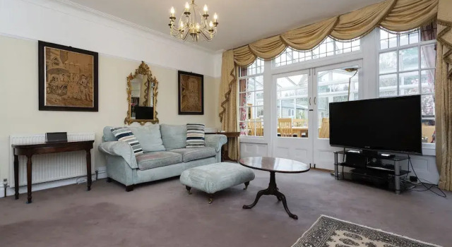 Veeve - Grand Greenwich