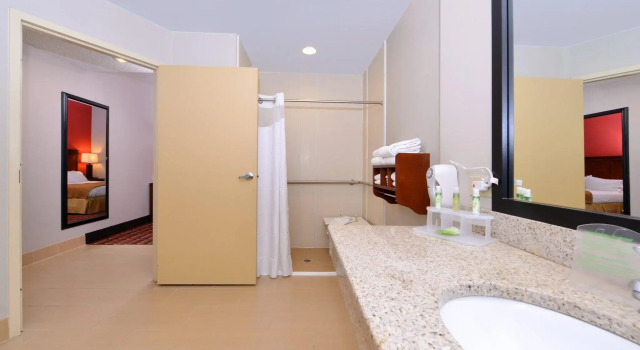 Номер Standard Holiday Inn Express Crestwood by IHG