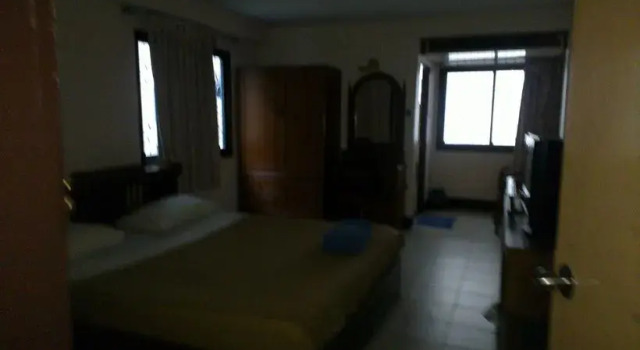 B.R Inn, Забронировать Отель Отели Паттайя с парковкой, рядом с Пляж Паттайя, Парковка