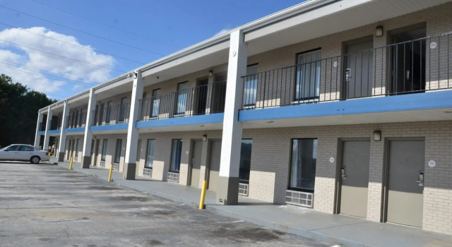OYO Hotel Covington GA, Book Hotel Hoteller i Covington med parkering, Parkering