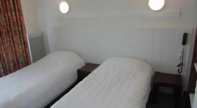 Двухместный номер Standard CitHôtel Le Quai 9