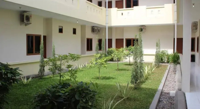 Hotel Baji Gau Makassar, Rezervovat Hotel Hotely v Sulawesi s parkováním, Parkování