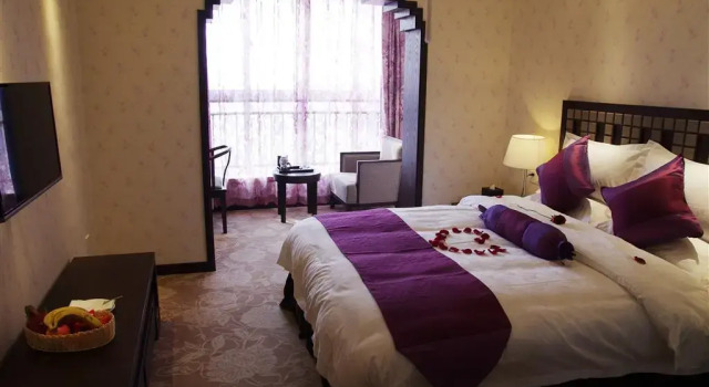 Royal Run Hotel, Rezerwuj Hotel Hotele SPA w Liaocheng, SPA