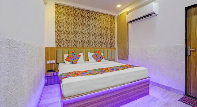 Номер Deluxe Fabhotel Pride Inn I