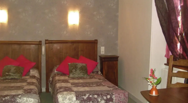Auberge Aux Portes de Conques, Réserver Auberge de jeunesse Auberges de jeunesse à Aveyron, Auberge de jeunesse