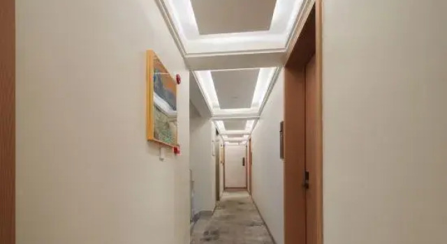 Yicheng Hotel (72 Wonder Tower High Speed Railway Station), Забронировать Отель Чжанцзяцзе Хунань