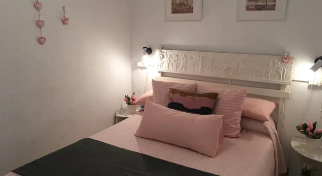 Adorable Apartment One Street From Beach, Забронировать Апартаменты/квартира Апартаменты El Baix Camp, Апартаменты/квартира