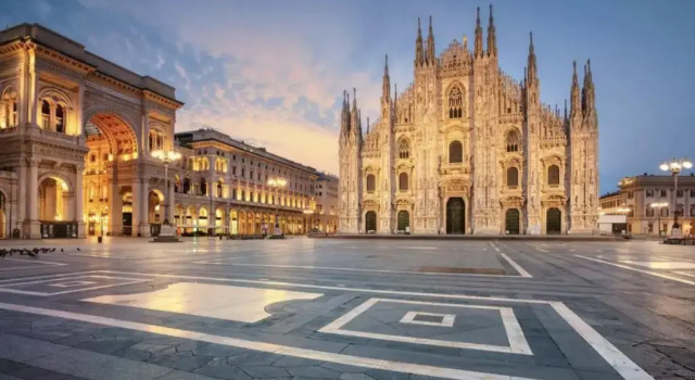 Unique Penthouse 10 Steps from Duomo, Забронировать Апартаменты/квартира Апартаменты Милана, рядом с Музео дель Новеченто, Апартаменты/квартира