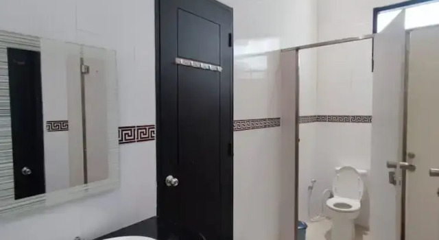 Кровать в общем номере Fora Capsule Hostel Tuban Kuta Bali