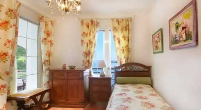 Royal Holiday Apartments Sveti Stefan, Забронировать Апартаменты/квартира Отели Свети-Стефан с парковкой, рядом с частный пляж Свети Стефан, Парковка