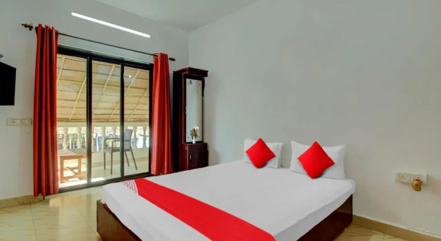 OYO Flagship 80682 Hotel K S Inn Small Town, Prenota Hotel Arambol 