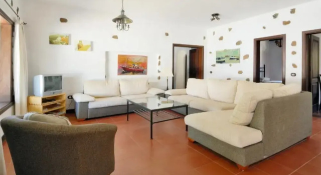 Villa - 3 Bedrooms with Pool - 103087, Забронировать Вилла Отели Ланцароте 3 звезды, 3*