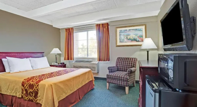 Номер Standard Travelodge by Wyndham Iowa City