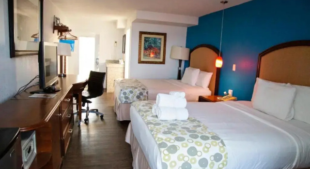 Daytona Dream Inn By AmeriVu, Забронировать Отель Дейтона-Бич Daytona Beach Area, рядом с Пресвитерианская церковь Westminster By The Sea
