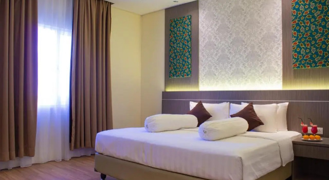 Полулюкс Nevada Ketapang Hotel