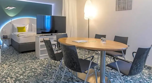 Люкс ARCOTEL Donauzentrum Wien