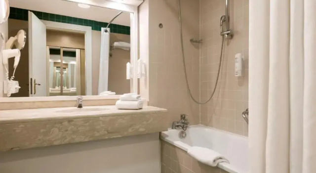 Номер Standard Holiday Inn Naples by IHG