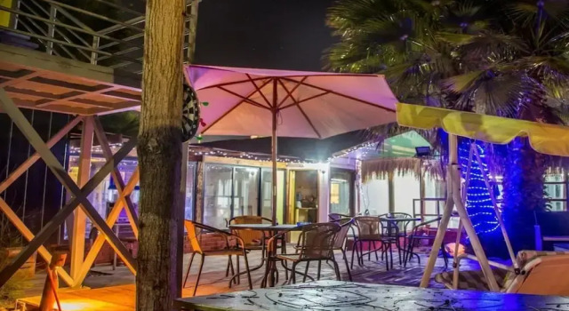 Willka Kuti Backpackers, Забронировать Хостел Отели Арика с парковкой, рядом с Culture House of Arica, Парковка