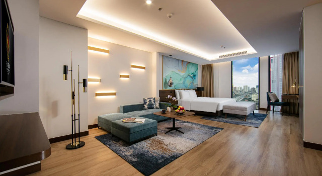Полулюкс Mövenpick Living West Hanoi
