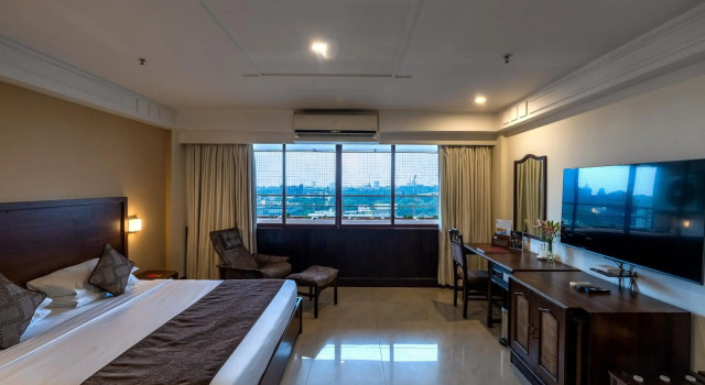 Hotel Ivory Tower