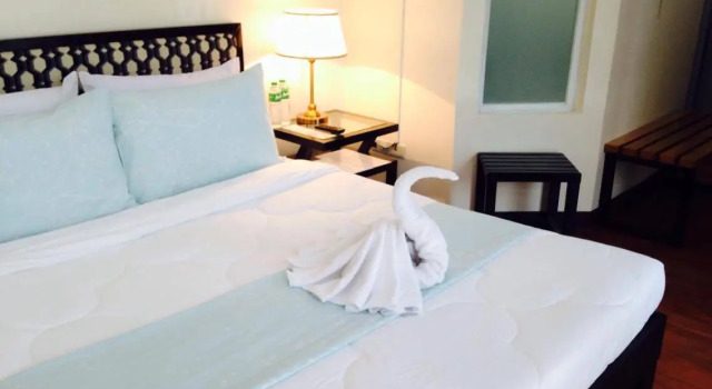Citilink Hotel, Забронировать Отель Лусена Лусон