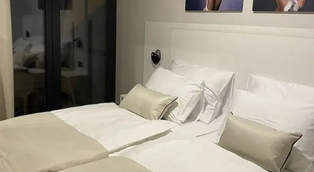 Апартаменты с 2 комнатами с балконом и с видом на море Villa Verica