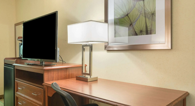 Четырёхместный номер Standard Quality Inn Hartwell