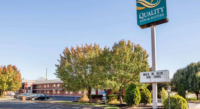 Четырёхместный люкс Quality Inn & Suites Millville