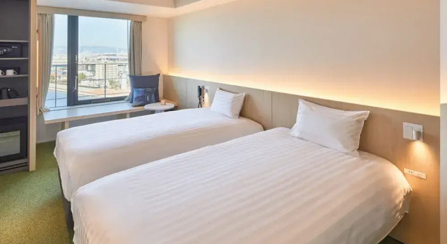 Трёхместный семейный номер Standard с видом на гавань Dorsett by Agora Osaka Sakai
