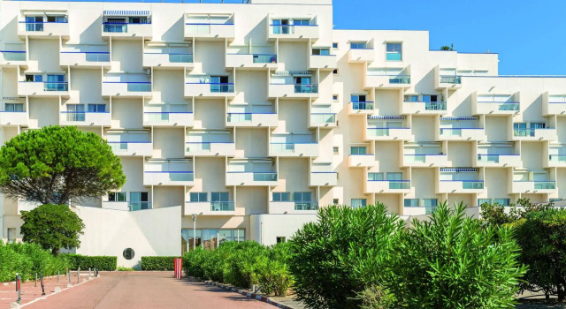 Lagrange Classic, Résidence Marina Soleil Bleu, Book Hotel Hoteller i Corbières med parkering, Parkering