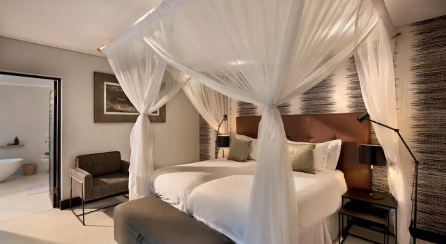 Люкс Deluxe Mhondoro Safari Lodge & Villa