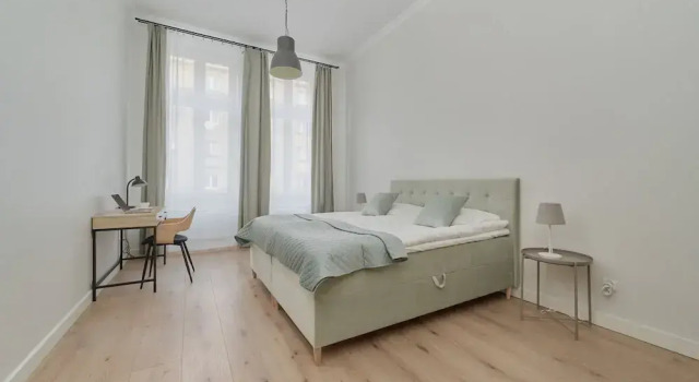 Stylish Apartment in Wrocław by Renters, Забронировать Апартаменты/квартира Вроцлав Нижнесилезское воеводство