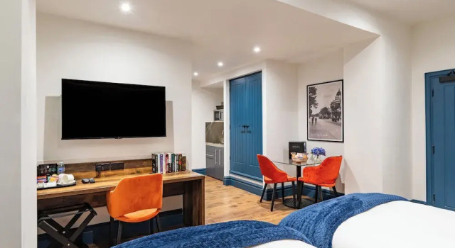 Двухместный люкс Deluxe The Old Lyric Hall - A St David Aparthotel