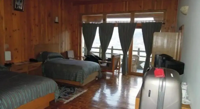 Khangkhu Resort